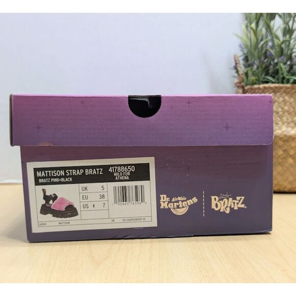 Dr. Martens Mattison Bratz Pink Faux Fur & Black Leather Strap Sandals UK 5 NIB - Picture 12 of 14